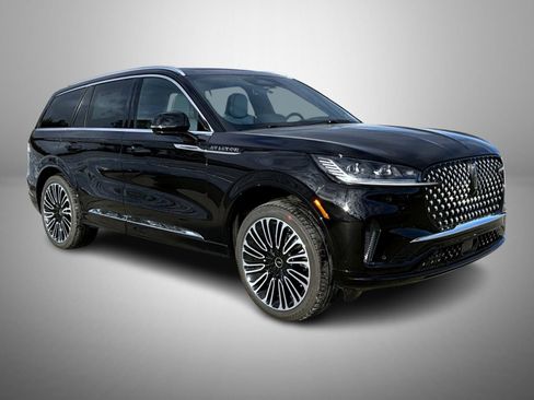 New 2026 Lincoln Aviator Black Label image 3