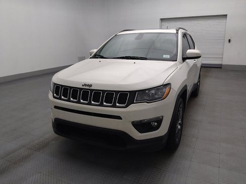 Used 2019 Jeep Compass Latitude w/ Popular Equipment Group FWD image 15
