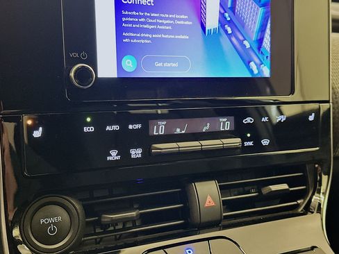 Used 2025 Subaru Solterra Premium image 24