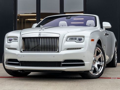 Used 2018 Rolls-Royce Dawn RWD image 1