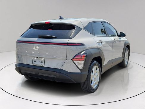 Used 2026 Hyundai Kona SE image 6