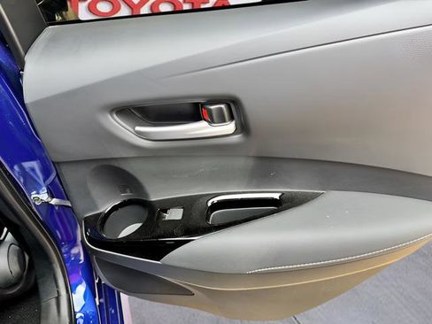 Used 2025 Toyota Corolla XSE FWD image 37