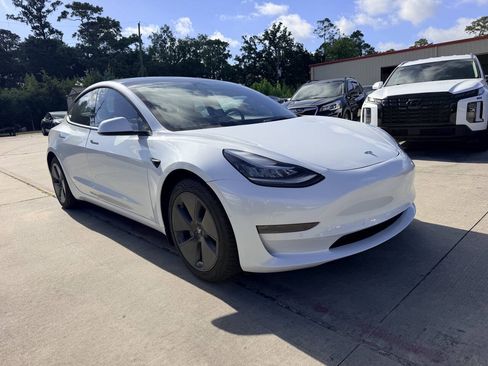 Used 2022 Tesla Model 3 Long Range AWD/4WD image 4