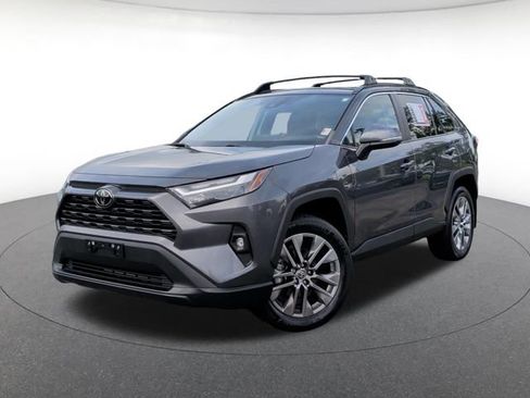 Used 2022 Toyota RAV4 XLE Premium FWD image 1