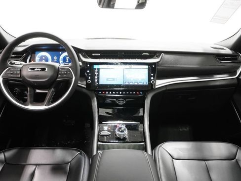 New 2026 Jeep Grand Cherokee Limited image 14