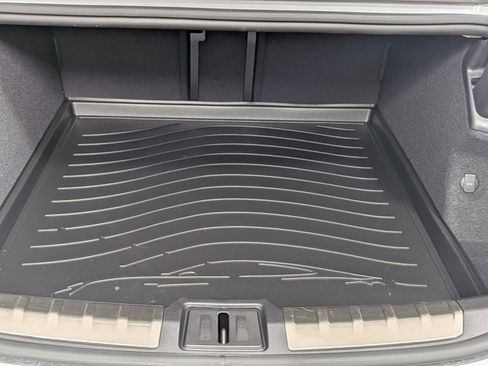 New 2025 Porsche Taycan 4S AWD/4WD image 22