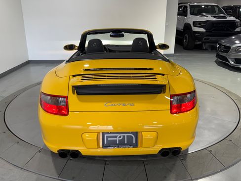 Used 2006 Porsche 911 Carrera RWD image 19