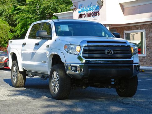 Used 2014 Toyota Tundra SR5 w/ SR5 Upgrade Package AWD/4WD image 10