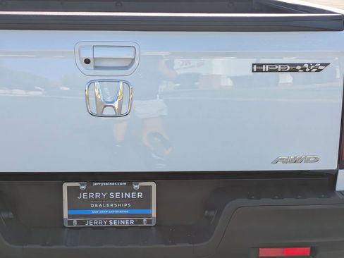 Used 2023 Honda Ridgeline RTL image 12