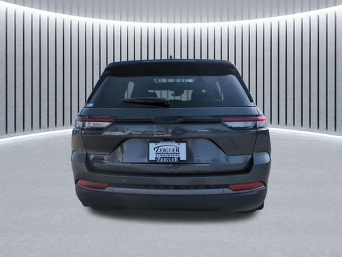 New 2026 Jeep Grand Cherokee Limited image 10