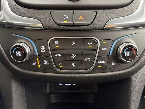 Certified 2024 Chevrolet Equinox LT w/ LPO, Floor Liner Package image 27