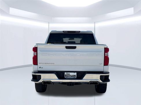 Used 2023 Chevrolet Silverado 1500 LT w/ Z71 Off-Road Package AWD/4WD image 5