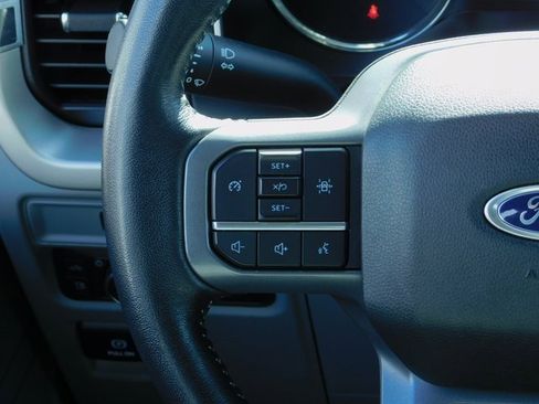 Used 2022 Ford F150 XLT w/ Equipment Group 301A Mid image 17