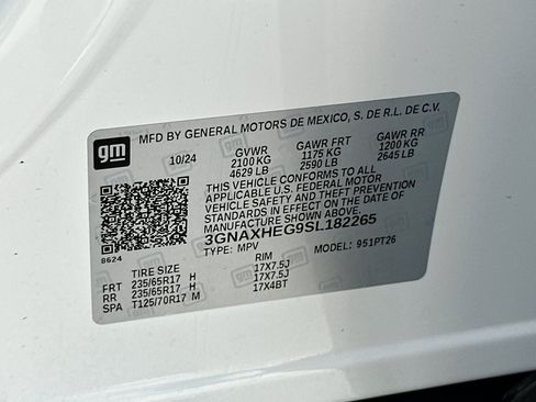 Used 2025 Chevrolet Equinox LT FWD image 34