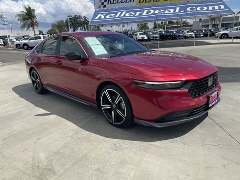 Used 2024 Honda Accord Sport image 2