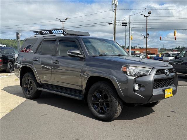 Used 2018 Toyota 4Runner SR5 Premium AWD/4WD image 5