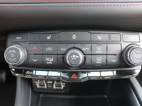 Used 2025 Dodge Durango GT RWD image 37
