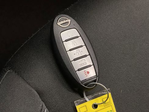 Used 2025 Nissan Altima 2.5 SV image 30