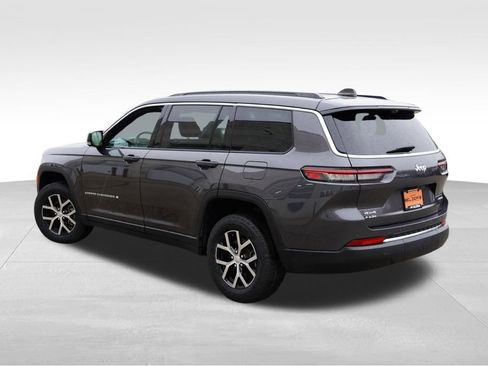 Certified 2024 Jeep Grand Cherokee L Limited w/ Luxury Tech Group II AWD/4WD image 7