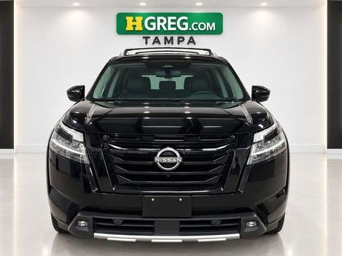 Used 2022 Nissan Pathfinder SL w/ SL Premium Package FWD image 7