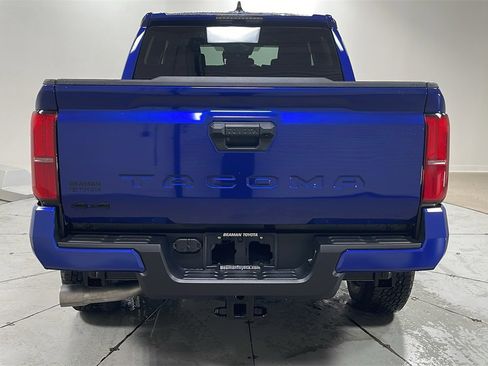 New 2025 Toyota Tacoma TRD Off-Road image 4