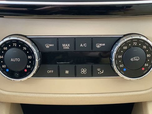Used 2017 Mercedes-Benz GLS 450 4MATIC image 22