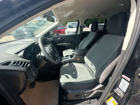 Used 2019 Ford Escape SE FWD image 22