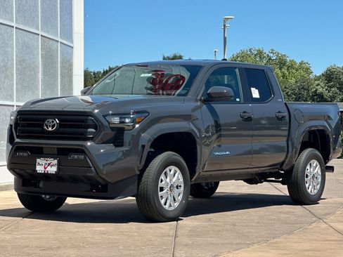 New 2026 Toyota Tacoma SR5 AWD/4WD image 8