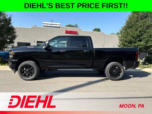New 2026 RAM 2500 Big Horn AWD/4WD image 4