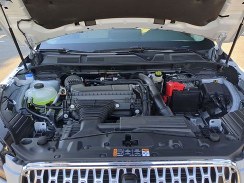 New 2026 Lincoln Corsair Premiere image 24