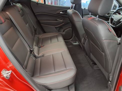 Used 2024 Chevrolet Trax RS w/ Sunroof Package FWD image 13