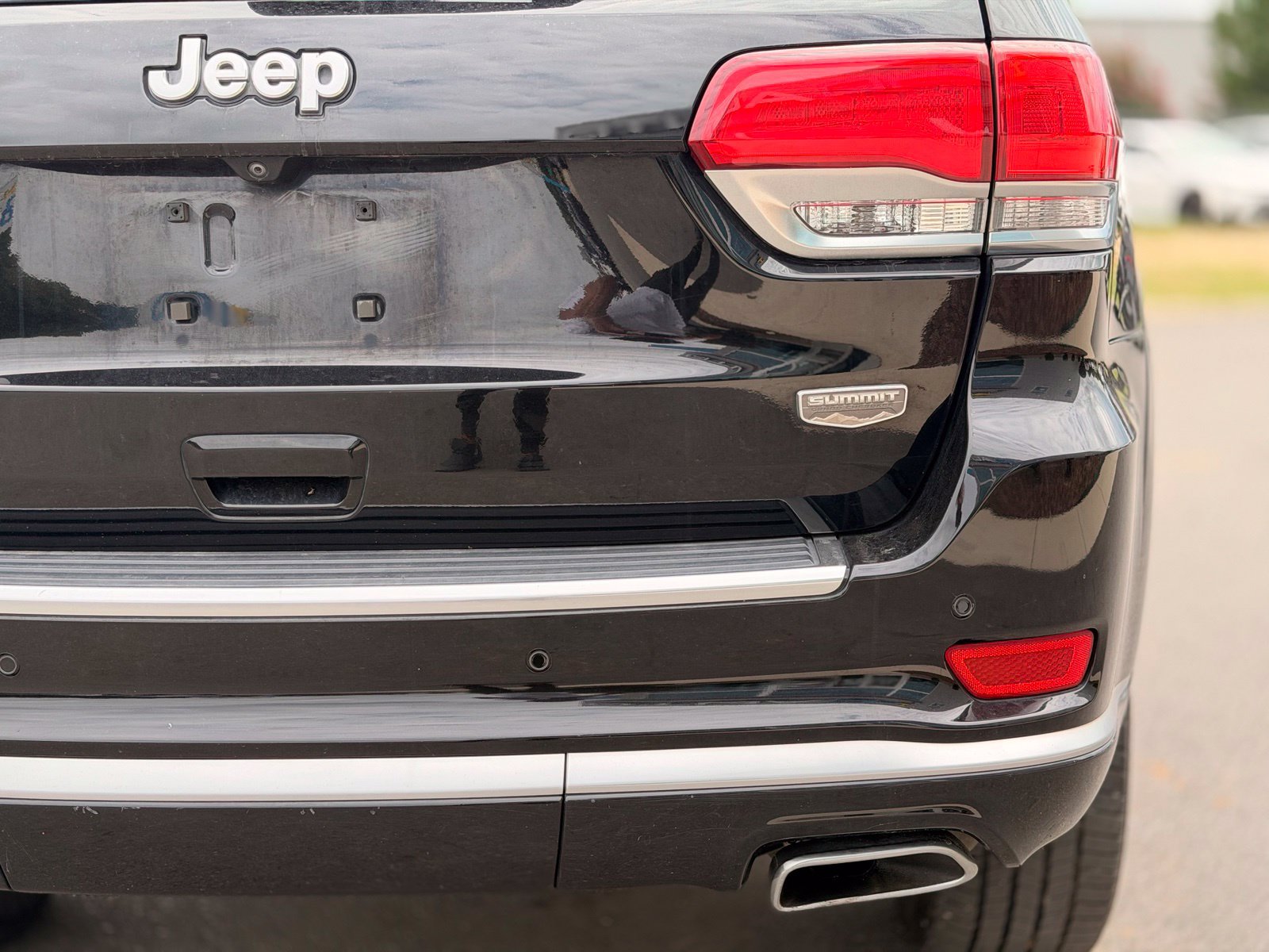 Used 2018 Jeep Grand Cherokee Summit w/ Platinum Series Group AWD/4WD image 13
