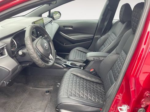 Used 2022 Toyota Corolla SE w/ Carpet Mat Package (TMS) FWD image 9