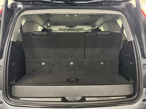 Used 2019 Cadillac Escalade Premium Luxury image 33