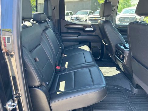 Used 2024 GMC Sierra 1500 Elevation w/ Elevation Premium Package AWD/4WD image 13
