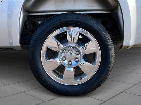 Used 2010 GMC Sierra 1500 SLE w/ Texas Edition image 11