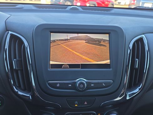 Used 2024 Chevrolet Equinox RS image 15