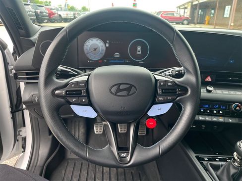Used 2025 Hyundai Elantra N FWD image 17