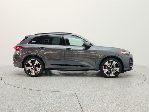 New 2026 Audi SQ5 Premium Plus AWD/4WD image 4