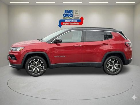 Certified 2025 Jeep Compass Limited AWD/4WD image 12