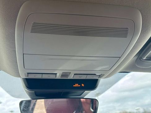 Used 2025 MAZDA CX-30 AWD 2.5 S w/ Preferred Package image 21