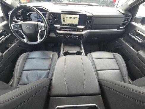Used 2025 Chevrolet Silverado 2500 LTZ w/ Trail Boss Package AWD/4WD image 38