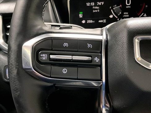 Used 2025 GMC Terrain Elevation AWD/4WD image 18