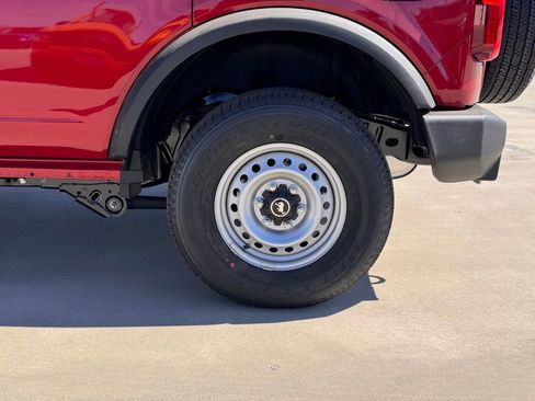 New 2026 Ford Bronco 4-Door image 14