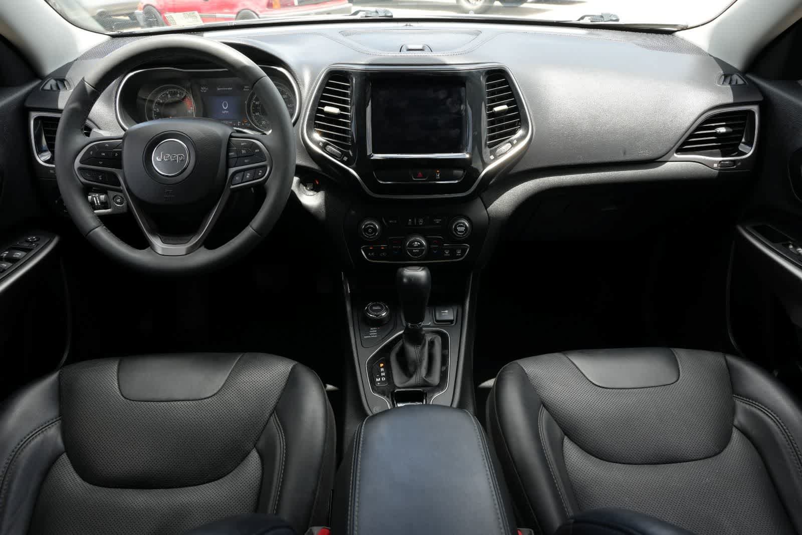 Used 2022 Jeep Cherokee Limited AWD/4WD image 7