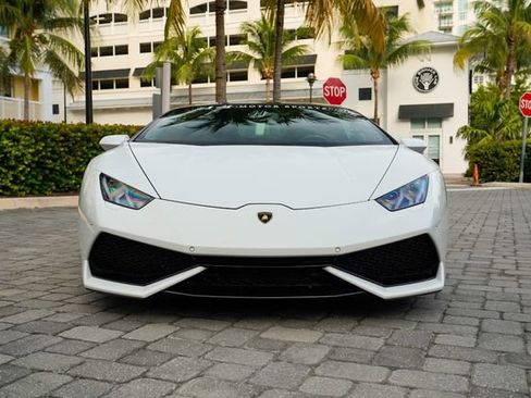 Used 2016 Lamborghini Huracan LP 610-4 Avio image 7