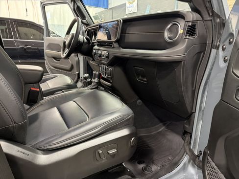Used 2024 Jeep Wrangler Sahara w/ Technology Group image 19