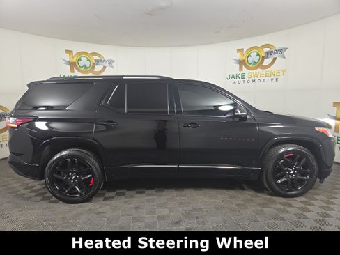 Certified 2020 Chevrolet Traverse Premier w/ Redline Edition AWD/4WD image 10