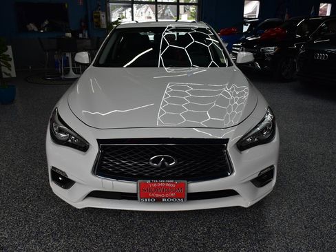 Used 2019 INFINITI Q50 Luxe w/ Essential Package (3.0T Luxe) AWD/4WD image 11