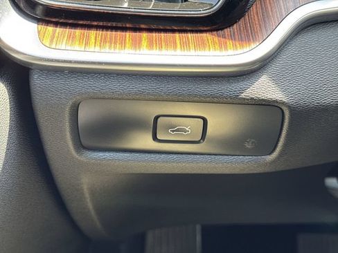 Used 2023 Volvo S60 B5 Plus w/ Climate Package AWD/4WD image 18